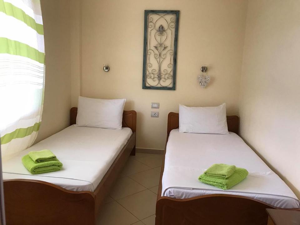 Victoria Apartments Ксамил Екстериор снимка
